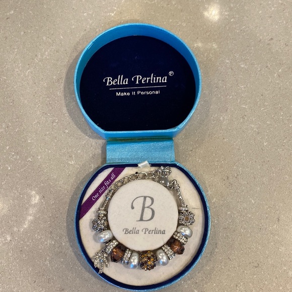 Charm Bracelet 🌴 - Picture 2 of 6